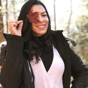 Meet your Posher, Samira